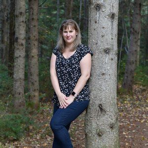 Meet your Posher, Karo-lynn